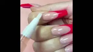 How to use a Cuticle Oil Pen | Nail Serum Pen | Body Collective