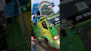 Truk buaya darat tcap ontran-ontran