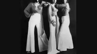 Reparata and the Delrons - Walking in the Rain (1969)
