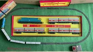 Tri-ang Hornby R.645 Freightliner Set 00/H0 gauge/scale - R.758 Hymek  R.633 Freightliner Wagons