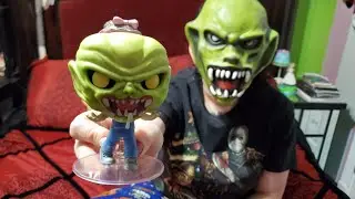 NEW Funko Pop! Goosebumps #33 The Haunted Mask / Carly Beth Unboxing & Review Video 4K