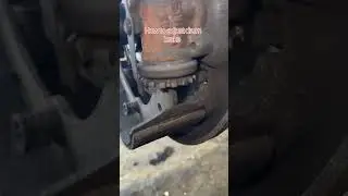 How to adjust brake shoes on drum brakes. #brakesystem #brakedrum #shorts #viral #brakelines #lorry