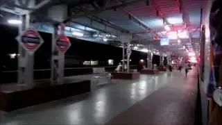 Surat- Jamnagar Superfast Intercity Express Arrives Clean Surendranagar Railway Station