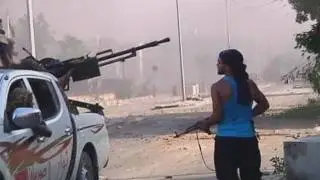 Battle for Tripoli rages on as hundreds of bodies found
