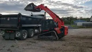 2020 KUBOTA SVL95-2S Skid Steer in action