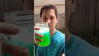 What happens when you mix Mountain Dew Frost Bite and Maui Burst? #shorts #mountaindew #mixology