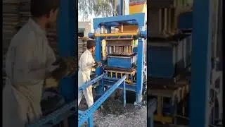 Tuff Tiles banane wali machine