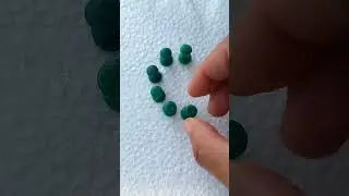 ⚡️📌CRUNCHY PINNING🟢GREEN PUSH PINS📌📌asmr sounds