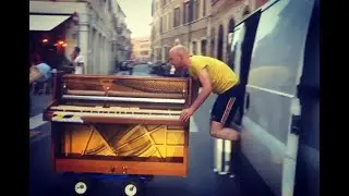 How to move a piano DIY - Piano Busker at Ferrara buskers '19
