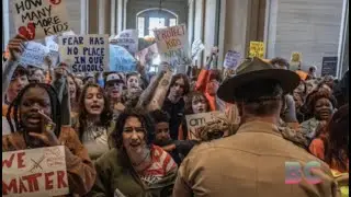 Chaos As Anti-Gun Activists Swarm Tennessee Capitol