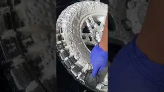 Wheel cleaning✅ #satisfying #automobile #amsr #detailing #youtubeshorts #cleaning