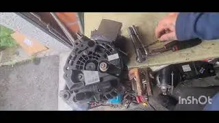 Remplacer le régulateur de charge alternateur,Replace the alternator charge 