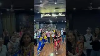 Navlakhai | Garba Reel | Navratri #garba #garbasteps