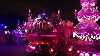 (Disneyland Paris): Mickey et sa parade &eacute;tincelante de No&euml;l version nocturne (2 janvier 2026)