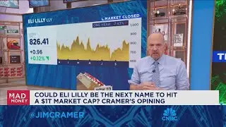 Mastercard is slow and steady, long shot to hit $1 trillion market cap next: Cramer