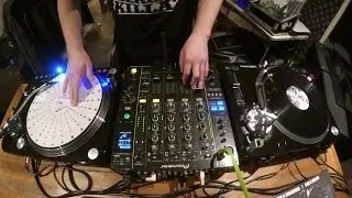 100% Vinyl - Drum & Bass Mix - 2016