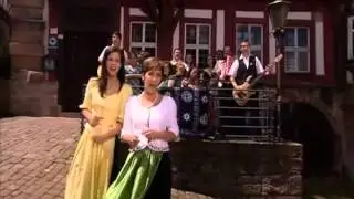 Oesch's die Dritten   Volksmusik ist international 2010