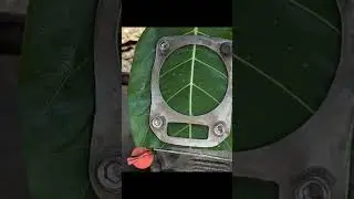 Probando compresi&oacute;n de pist&oacute;n con una hoja #mecanicos #viral #racing #tooling