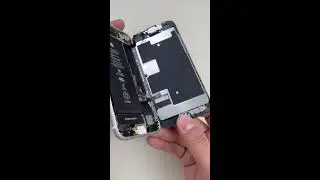 iPhone SE 2 Battery Cell Transplant Repair