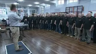 Côr Meibion Treorci / Treorchy Male Voice Choir - Ar Lan y Môr