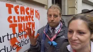 'Teach Climate Truth' | XRTeachers Action Outside Dept. of Education | Extinction Rebellion