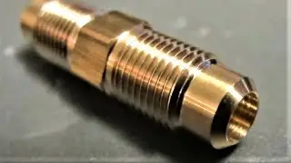 Cnc lathe threading both ends M10 at 2300 rpm with full form insert with Sumitomo parting tool