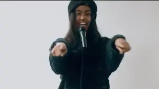 Watch: Malia Obama Becomes a ROCKSTAR In New Dakota&rsquo;s Music Video!