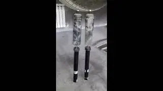Не оригинальные амортизаторы Bilstein на BMW Е36 и пыльники от  Сhevrolet Malibu.
