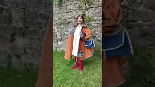 Manteau Tsarine fourrure laine kelsch Collection Ell'&eacute;gance Fifi au jardin #vintage #outfit #fashion