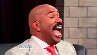Steve Harvey tries Patti LaBelle's sweet potato pie!