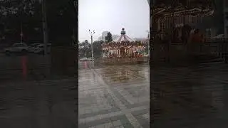 Ставрополь, 15 июня. Не успел добежать до дома, шурует дождь.