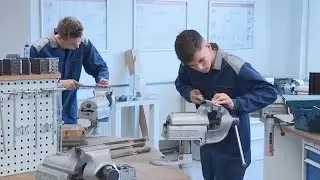 Neue Studie: Lehre bringt bessere Karrierechancen