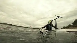 Flying with my round hull board and Aeon 450 with only 4.2m² sail in very moderate wind.