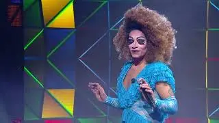 Regina Rogers canta a Live Show TV Comer Sud 2023