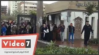 بالفيديو.. شاهد كيف تعاملت الشرطة مع طالبات الإخوان أمام المدينة الجامعية بالأزهر