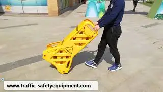 Portable Mobile Expandable Safety Plastic Barrier Maxpand to 3.5 meters