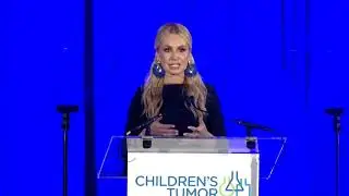 Raina Seitel introduces the NY Gala 2018