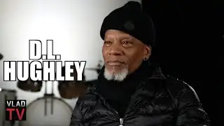 DL Hughley on Eminem Taking a Knee During Super Bowl, Right-Wingers Mad About It (Part 1)