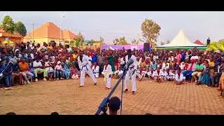 Performance Ya ( KARATE ) Yasusurukije Abanya Rwanda Baribitabiriye Igitaramo Byaribyishimo ( GYT )