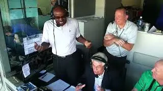 🔊 Безумное возвращение Merrill Reese на Radio Call of Eagles + Джордан Дэвис заблокировал FG Walk...