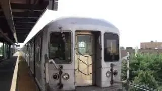 R42 J Train Leaving Alabama Avenue