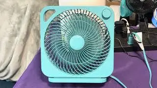10&rdquo; blue Mainstays box fan