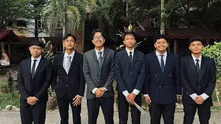 ENT300 Business Plan Presentation JBA1195A Group 1 Puré Scoop