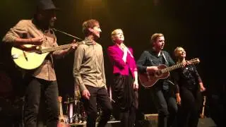 Tina Dickow & Teitur - All My Mistakes (afslutning p&aring; live koncert i Falconer Salen 9. dec. 2014)