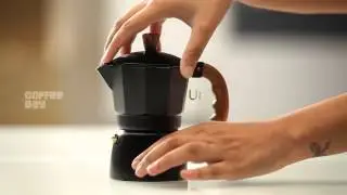 Приготовьте свой любимый фильтрованный кофе с помощью Stove Top от Caf&eacute; Coffee Day