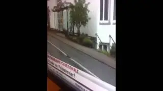 Polizei schl&auml;gt wehrlosen B&uuml;rger
