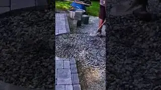 skill super cepat memasang paving dengan tangan kosong #shorts