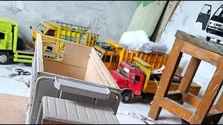pasang kaca miniatur truk canter
