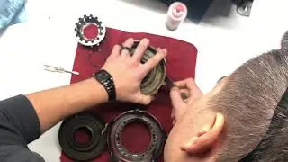 4l60e rebuild/reassembly part 3 (forward input drum pistons) (video 1 of 2)