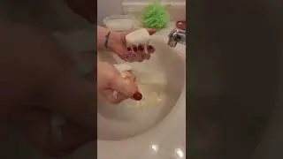 #asmr #asmrsoap #soap #sound #soapasmr #mushysoap #relaxing #soaplathering #asmrsounds #bubbles